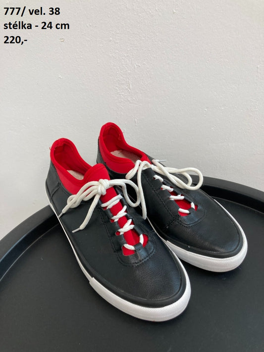 Botasky vel. 38 |second hand|