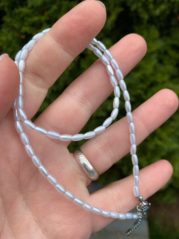 Jemný náhrdelník z perliček