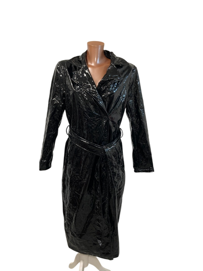 Latexový kabát Prettylittlething vel. 40 (second hand)