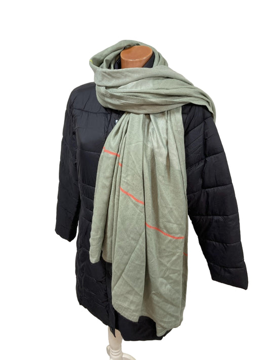 Šála |second hand|