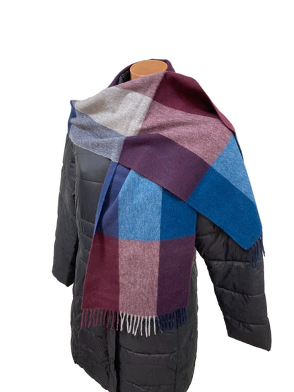 Šála |second hand|