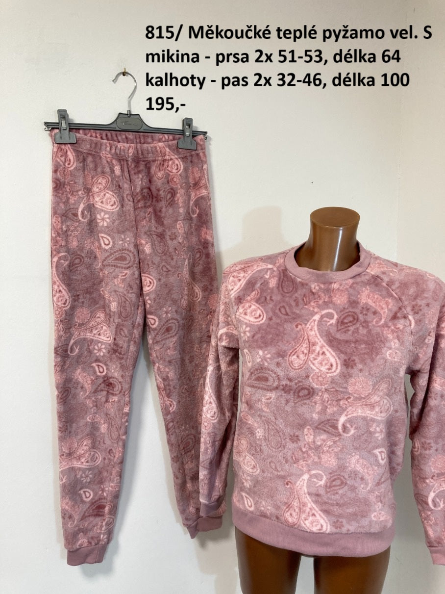 Měkoučké teplé pyžamo vel. S |second hand|